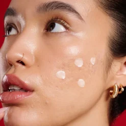 The Spot Stop : Løsning med AHA + PHA mod urenheder