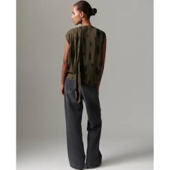 Timett - Abstract Animal