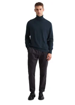 Turtleneck in pure merino