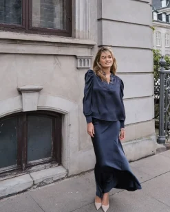 Vicky Heavy Sateen Skirt