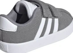 VL Court 3. 0 Sneakers