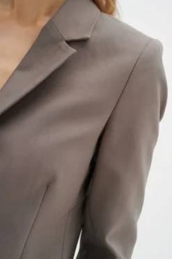 ZellaIW Classic Short Blazer