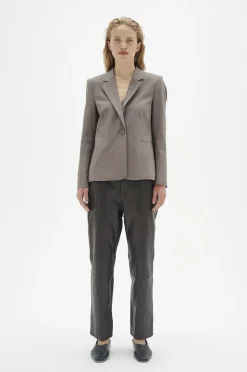 ZellaIW Classic Short Blazer